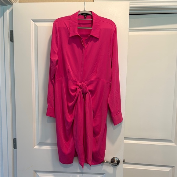 Nicole Miller Dresses & Skirts - Nicole Miller (size 16) Audrey Knot Front Vibrant Pink Long Sleeve Dress